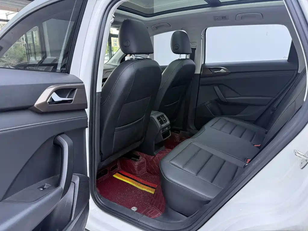Volkswagen Tharu 2022 280TSI Luxury