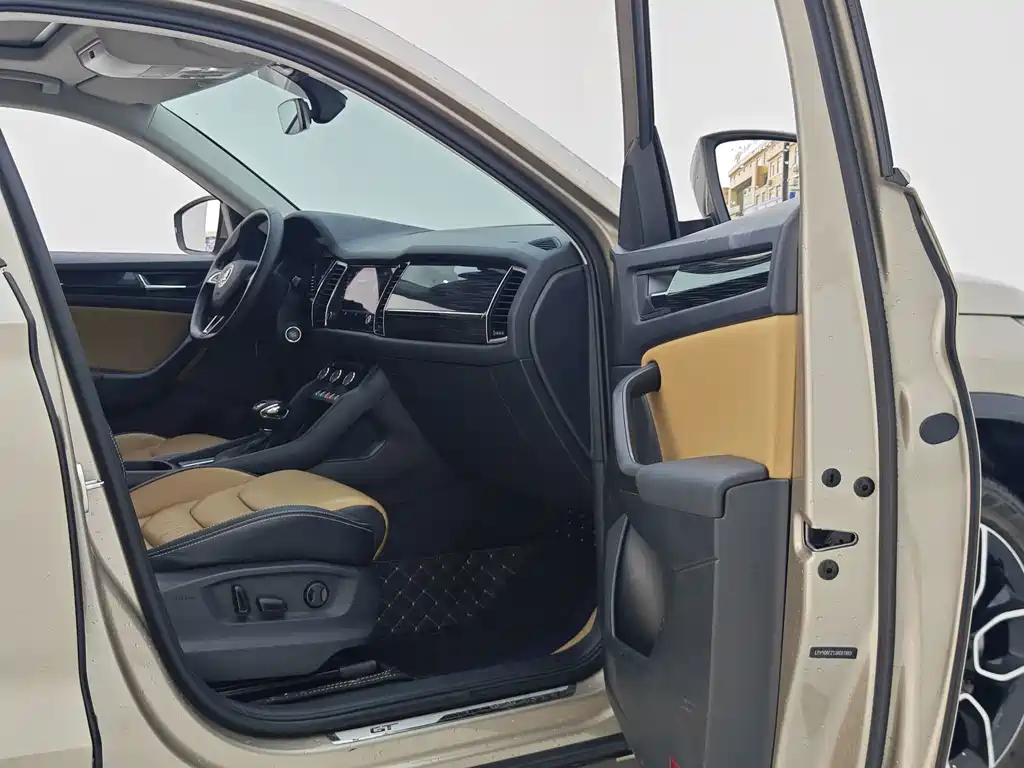 Skoda Kodiaq GT — миниатюра 13