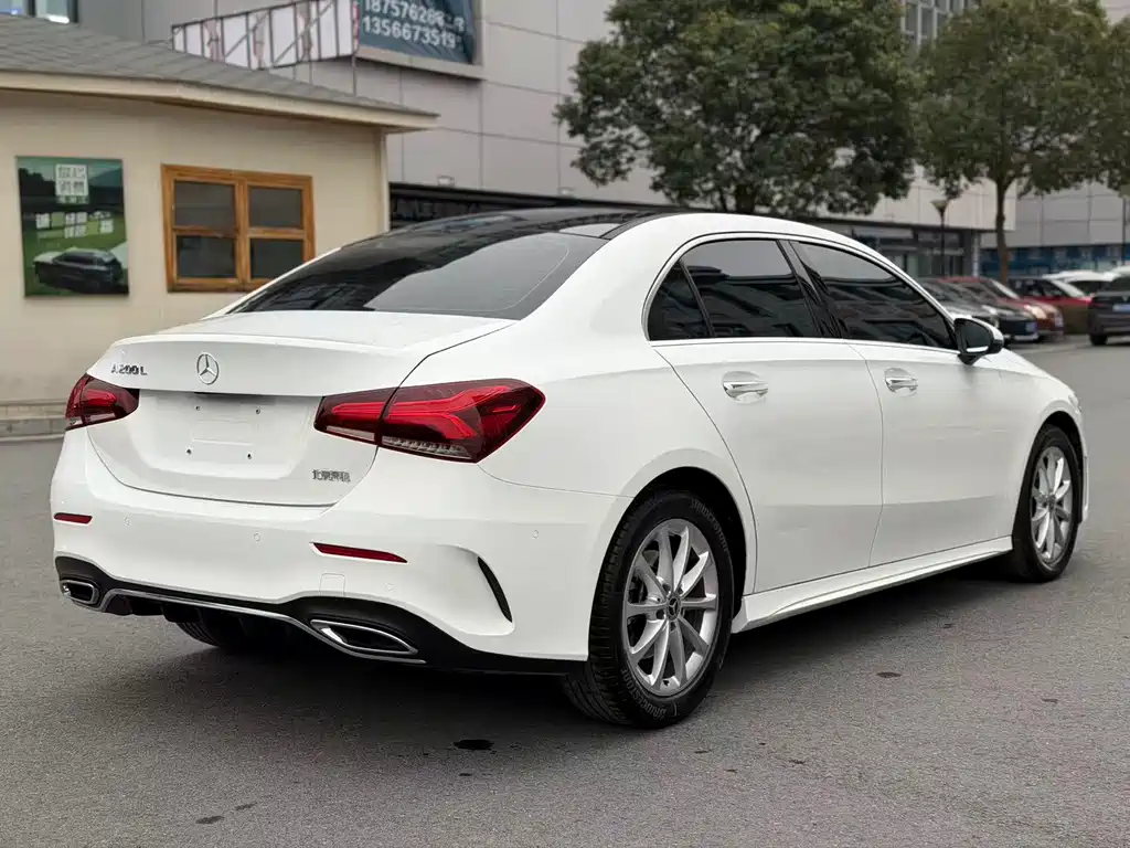 MERCEDES-BENZ A CLASS