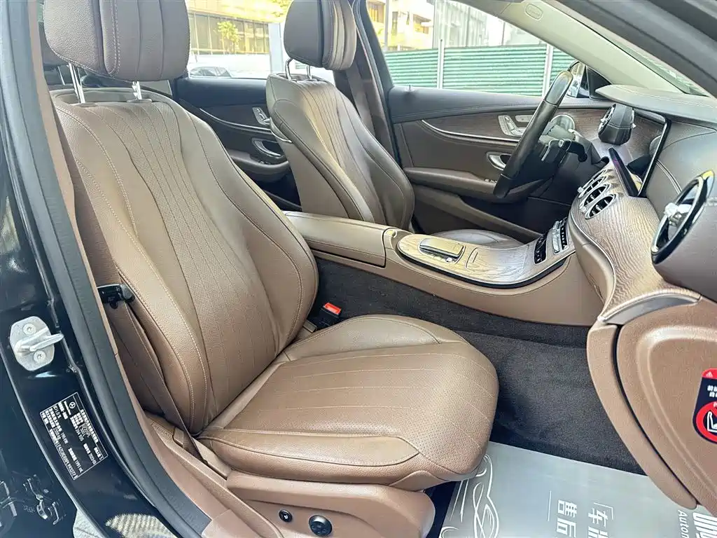 MERCEDES-BENZ E CLASS