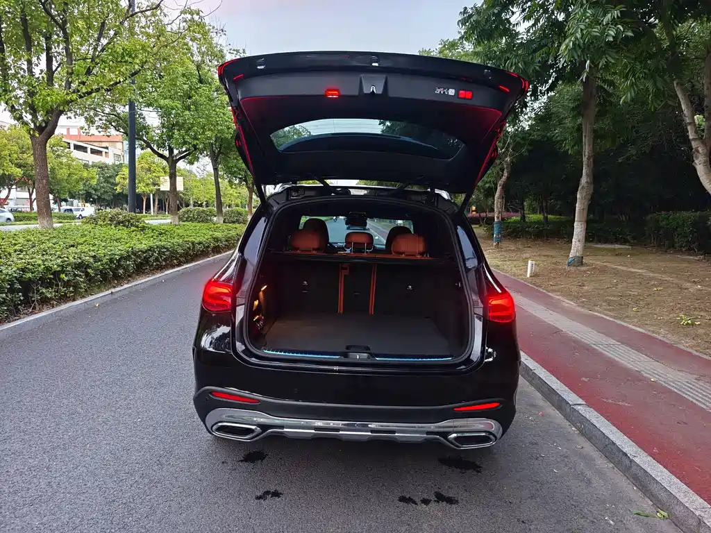 Mercedes-Benz GLC — миниатюра 21