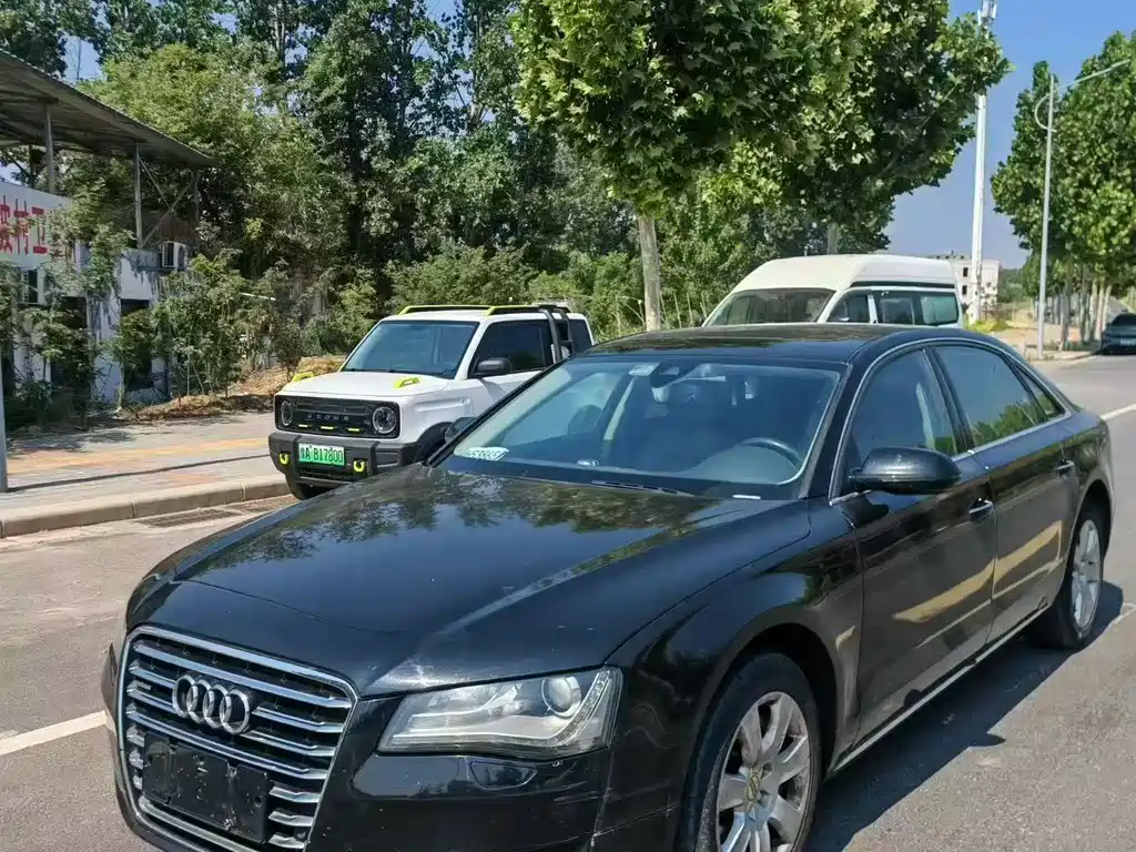 Audi A8 2011