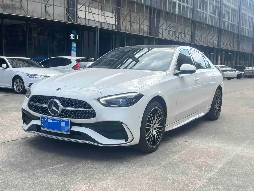 Mercedes-Benz C-Class 2024