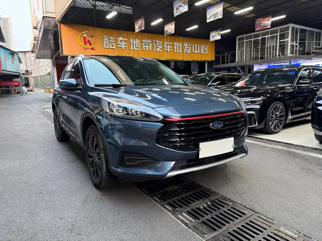 Ford Escape — миниатюра 3