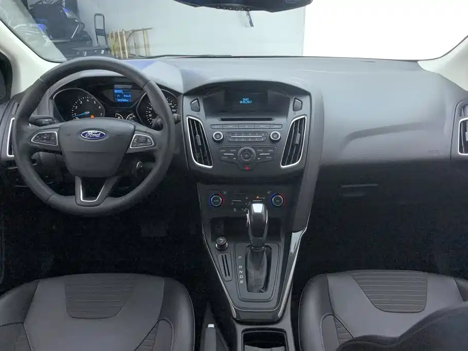 Ford Focus — миниатюра 12