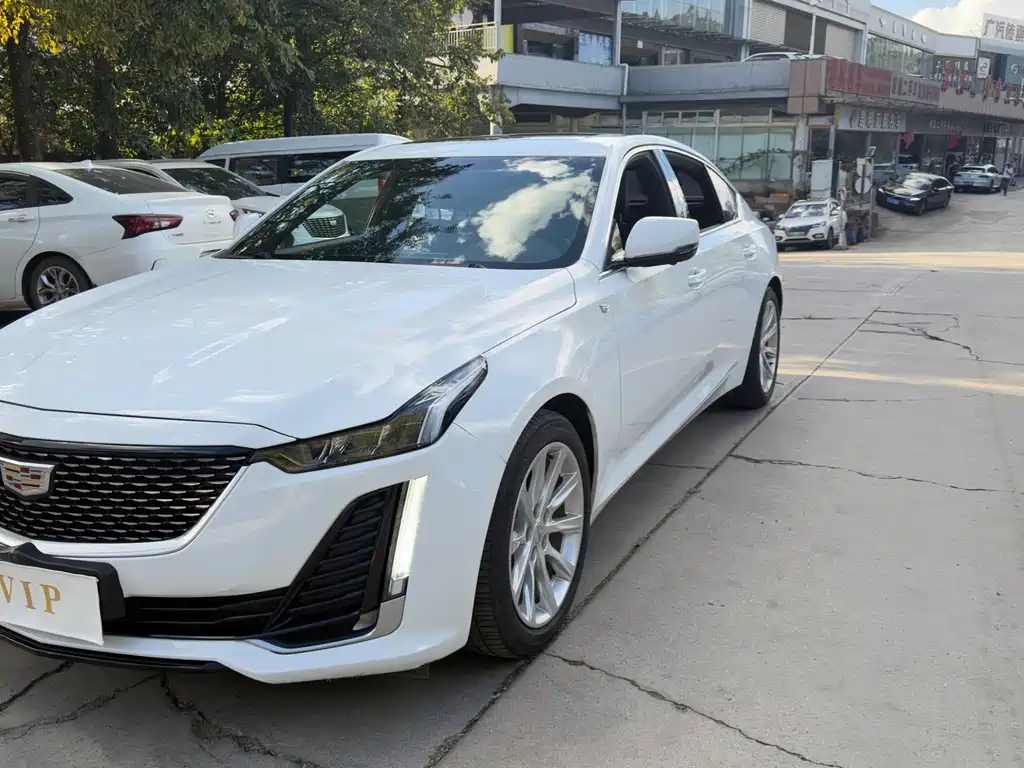 Cadillac CT5 — миниатюра 3