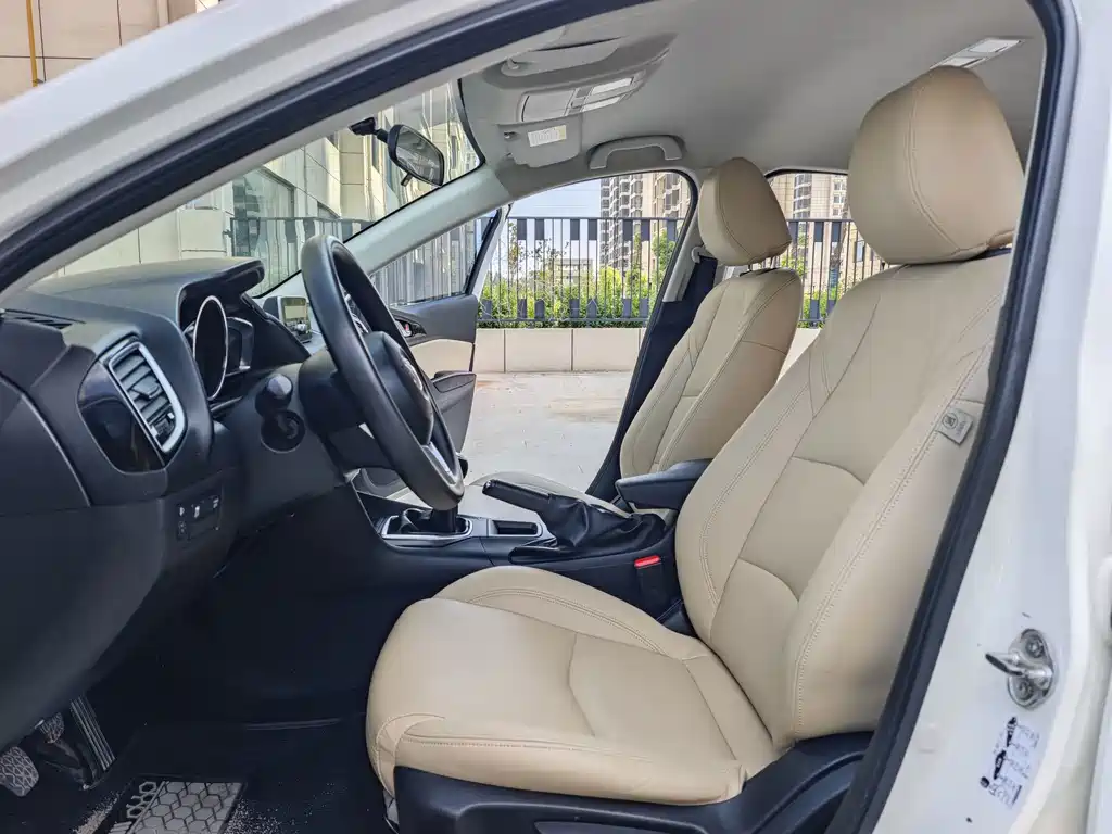 Mazda 3 Axela — миниатюра 8