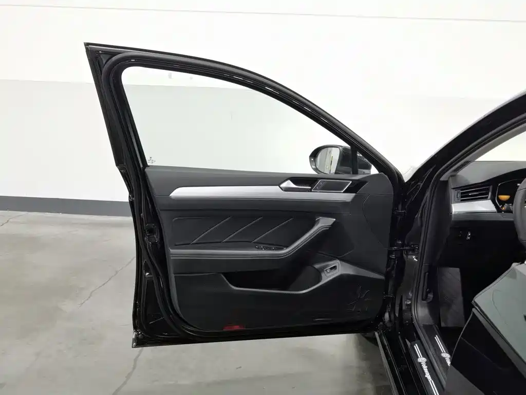 Volkswagen Magotan — миниатюра 8