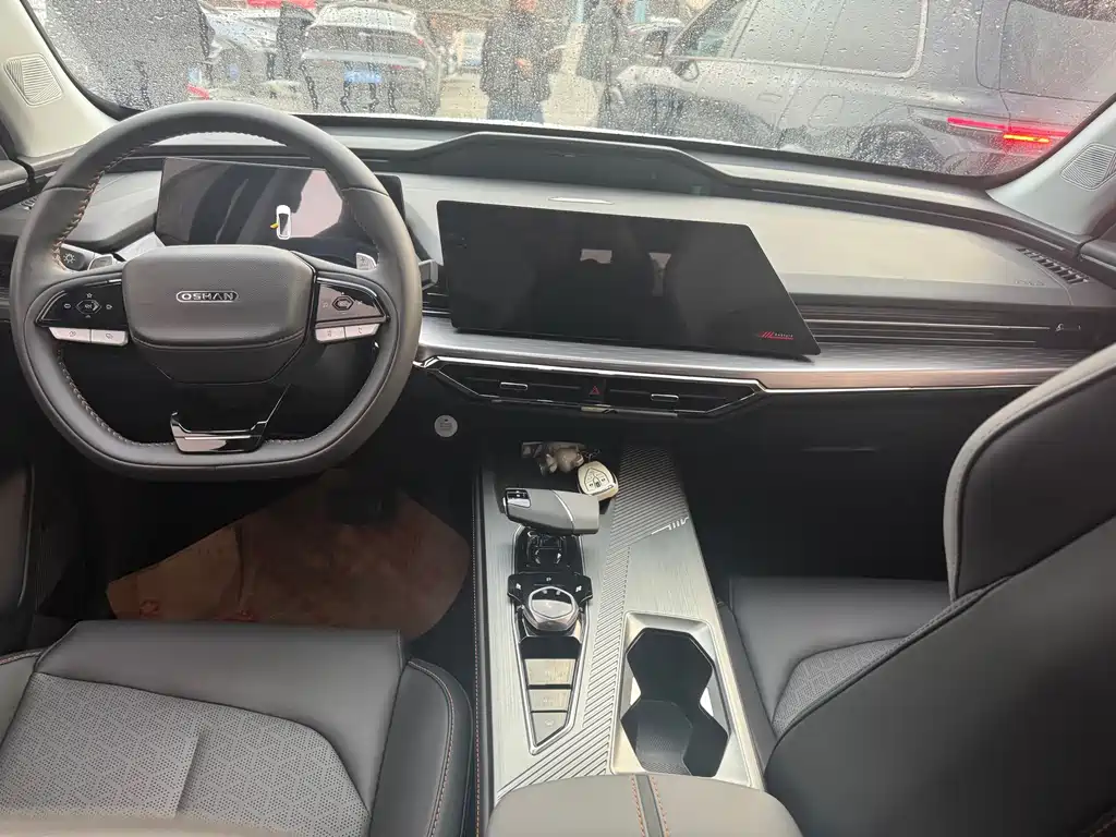 CHANGAN CHANGAN AUCHAN Z6