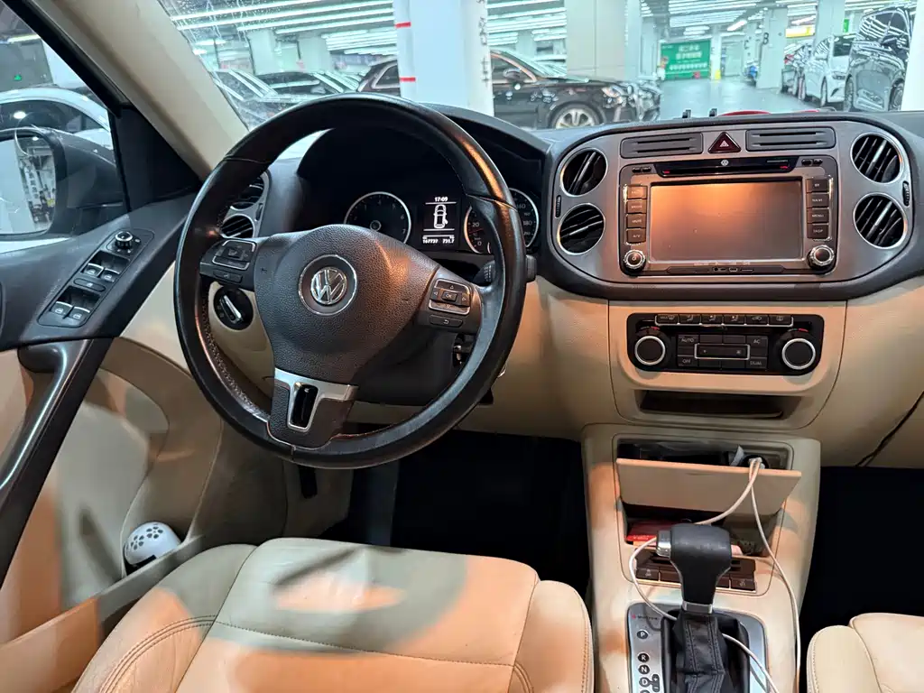Volkswagen Tiguan — миниатюра 5