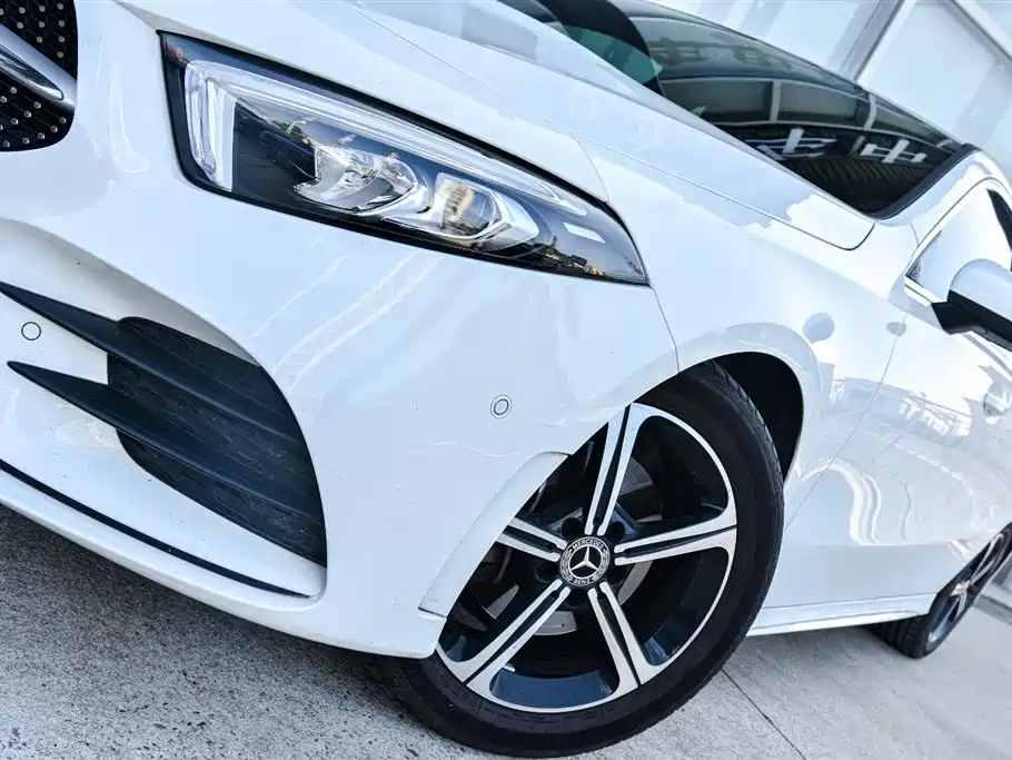 Mercedes-Benz A-Class — миниатюра 8