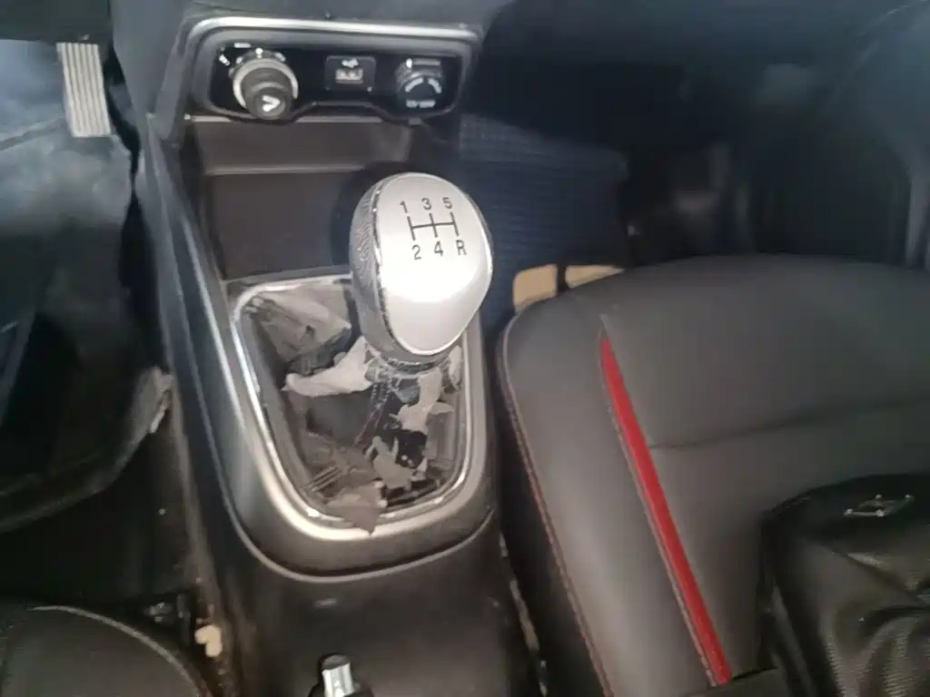 Changan CS15 — миниатюра 14