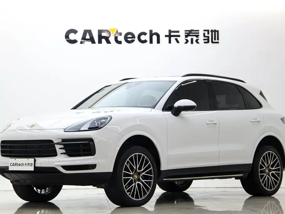 Porsche Cayenne 2021