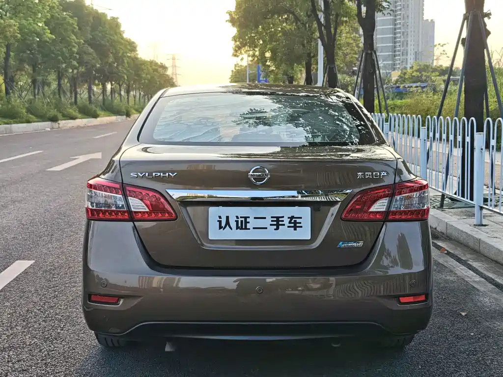 Nissan Sylphy — миниатюра 5