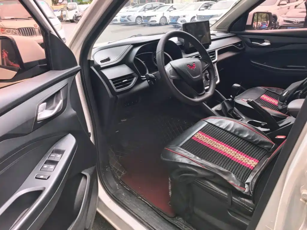 Wuling Hongguang S3 — миниатюра 16