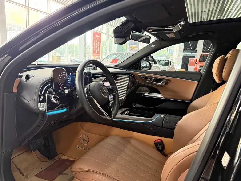 Mercedes-Benz E-Class E 2024 E 300 L Luxury