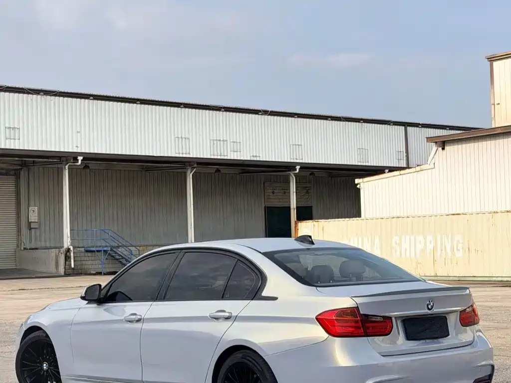 BMW 3 Series — миниатюра 10