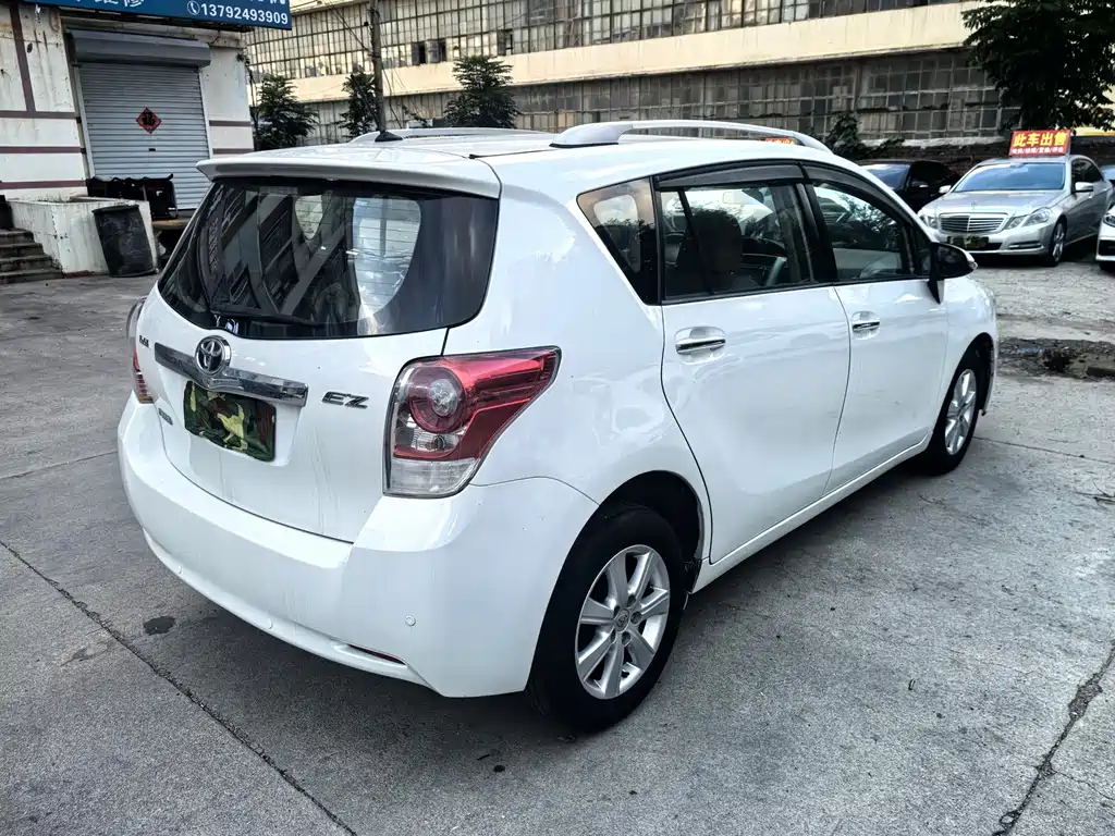 Toyota Verso — миниатюра 7