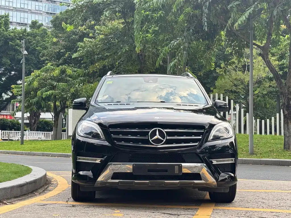 Mercedes-Benz M-Class — миниатюра 2