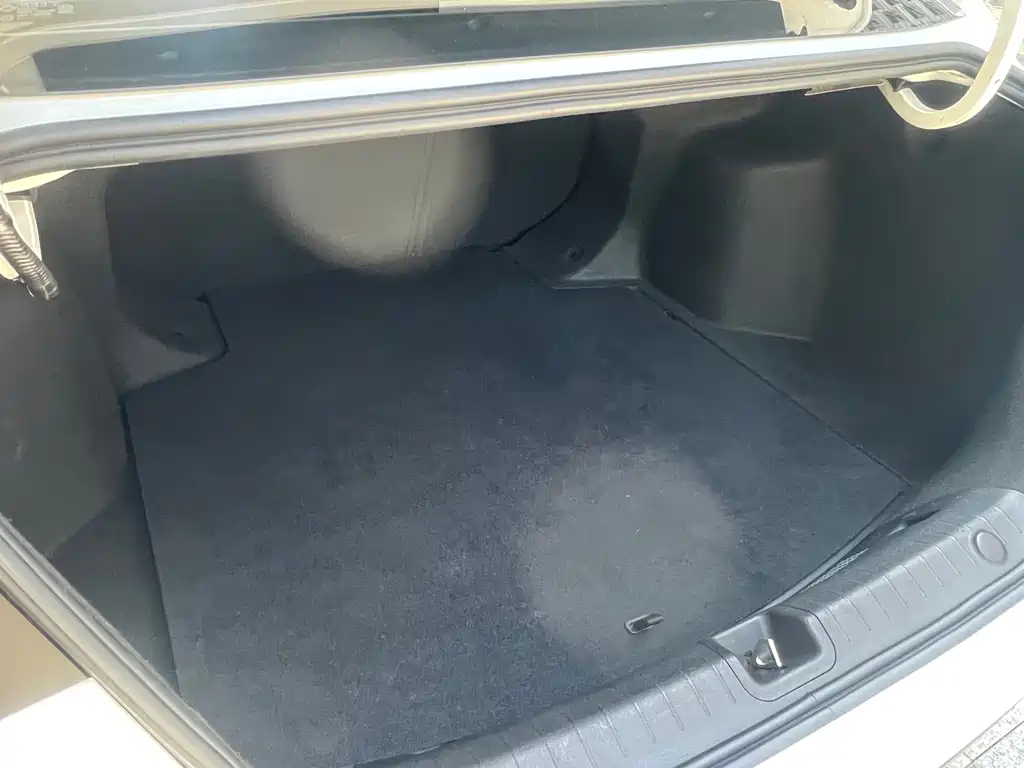 GEELY AUTOMOBILE BINRUI