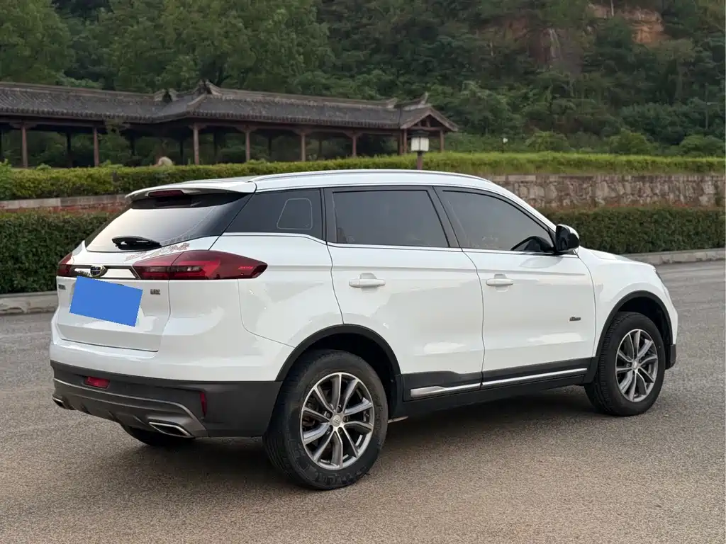 Geely Boyue — миниатюра 6