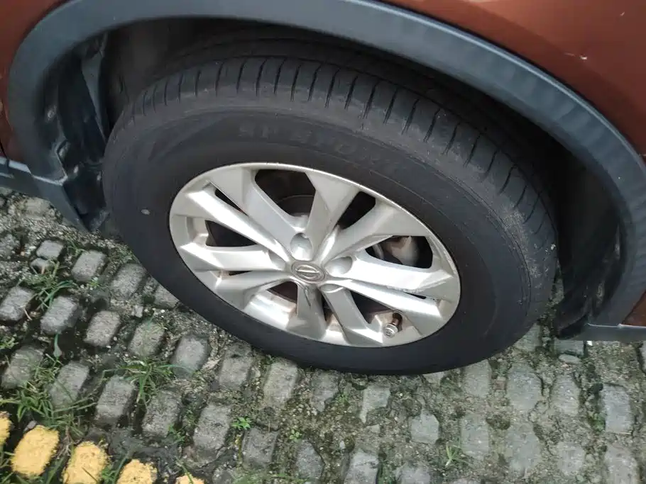 Nissan X-Trail — миниатюра 6