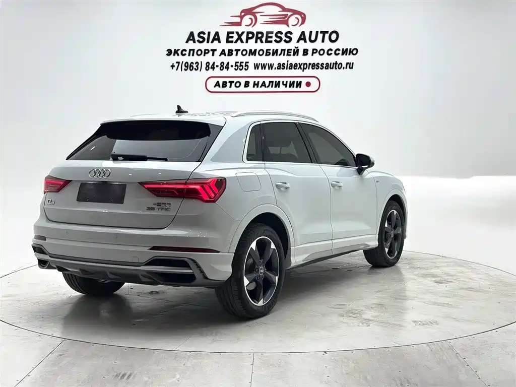 Audi Q3 2023 35 TFSI Fashion (1.4T)