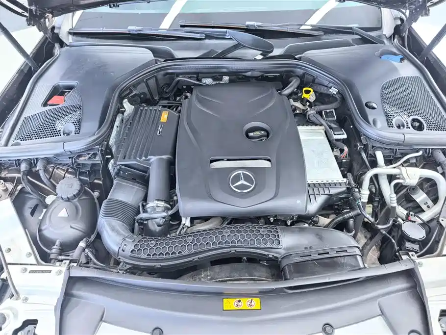Mercedes-Benz E-Class E 2017 E 200 L Sport 4MATIC