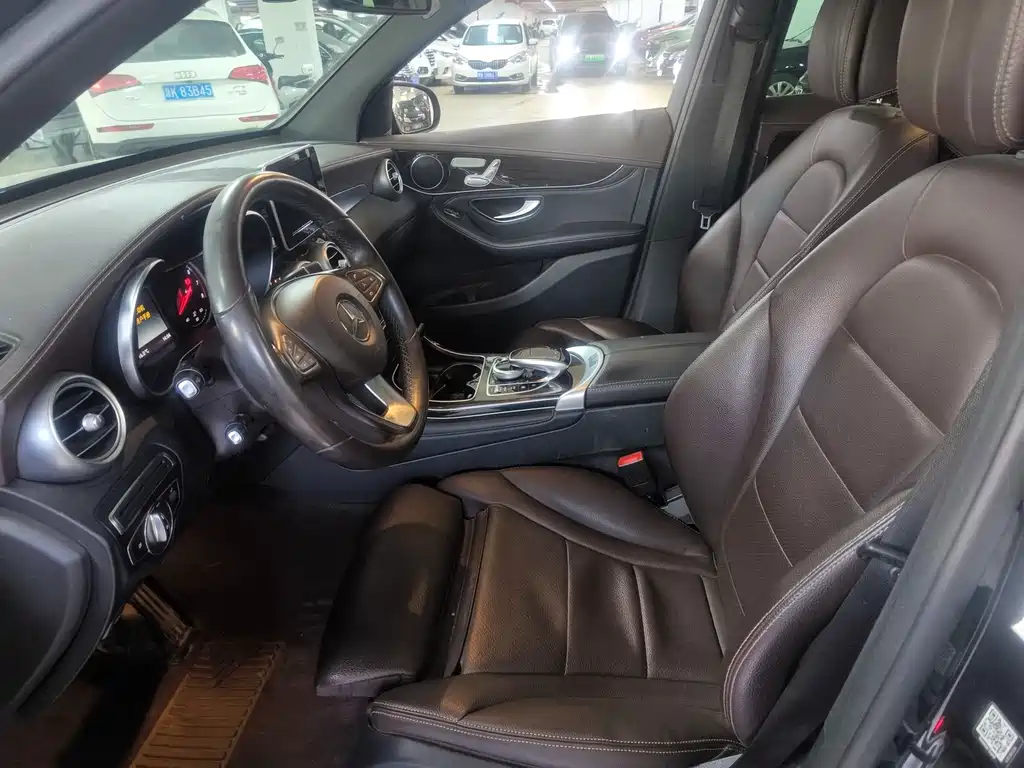 Mercedes-Benz GLC — миниатюра 10