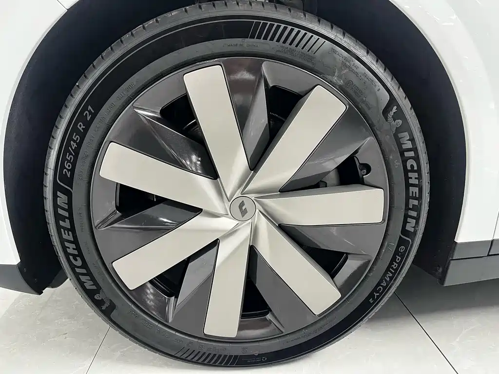Li Auto Li i6 — миниатюра 11
