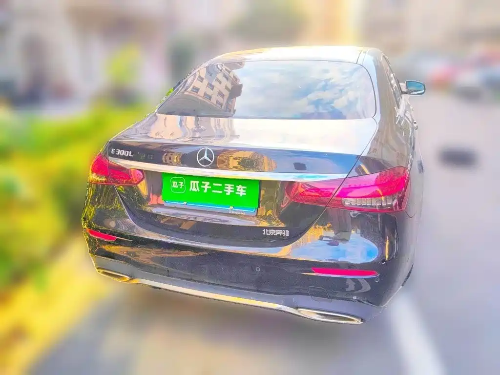 Mercedes-Benz E-Class — миниатюра 3