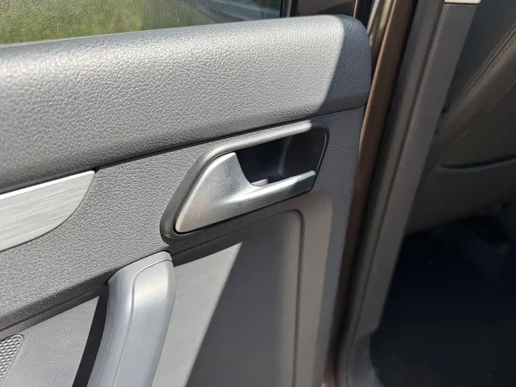 Volkswagen Touran — миниатюра 15