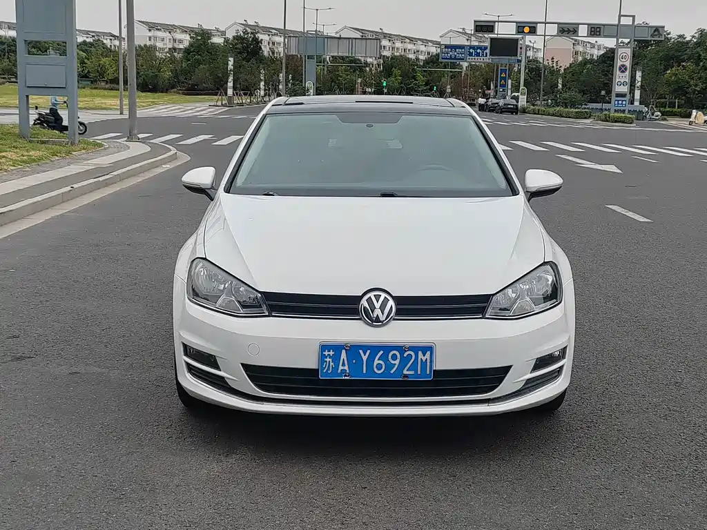 Volkswagen Golf — миниатюра 2