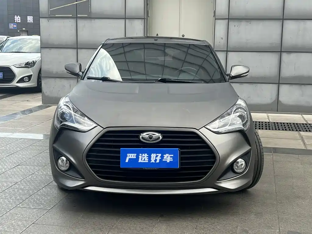 Hyundai Veloster 2015 1.6T AT Luxury