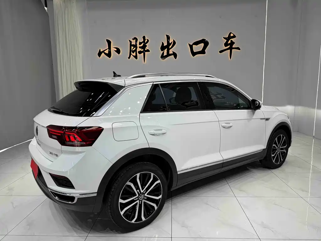 Volkswagen T-Roc 2022 280TSI DSG PLUS