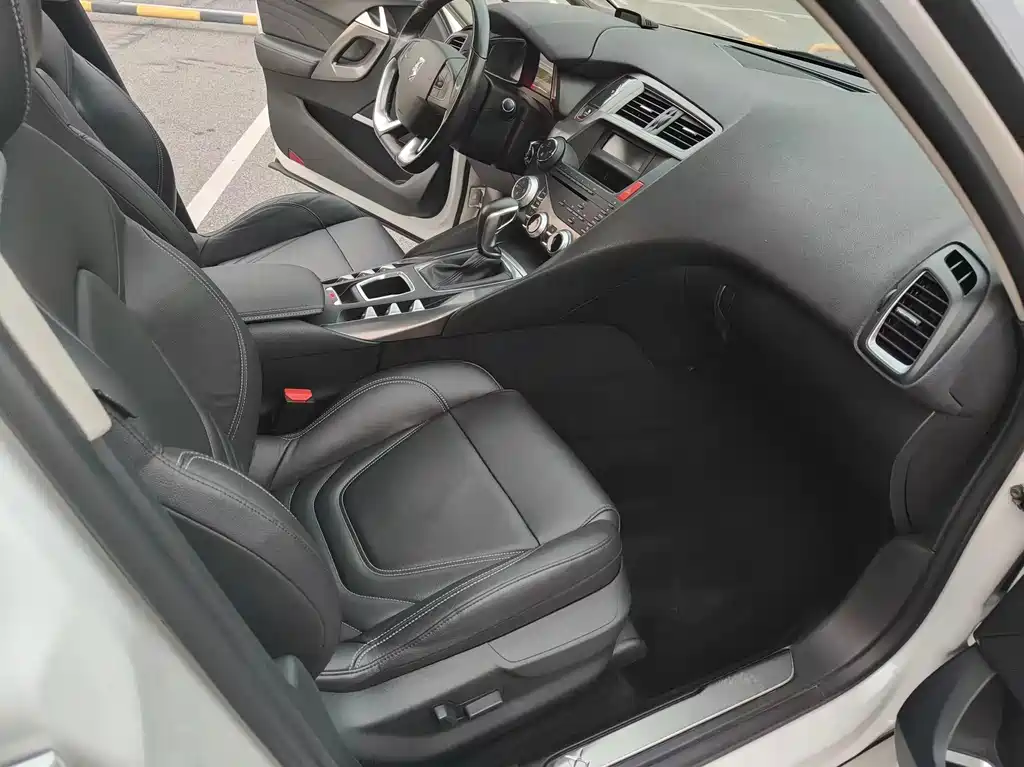 DS DS 5 — миниатюра 12
