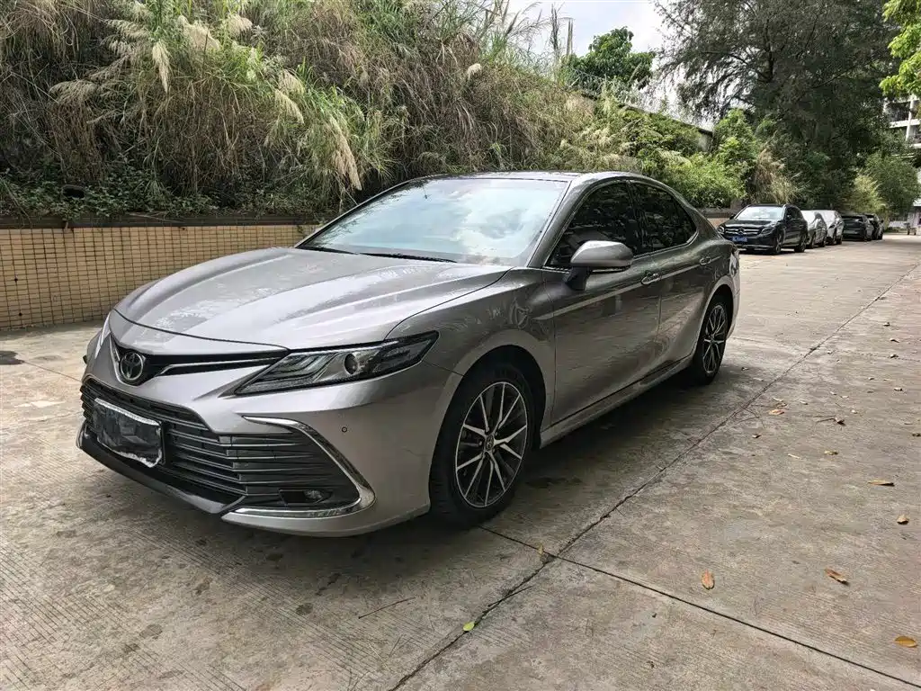 Toyota Camry 2022