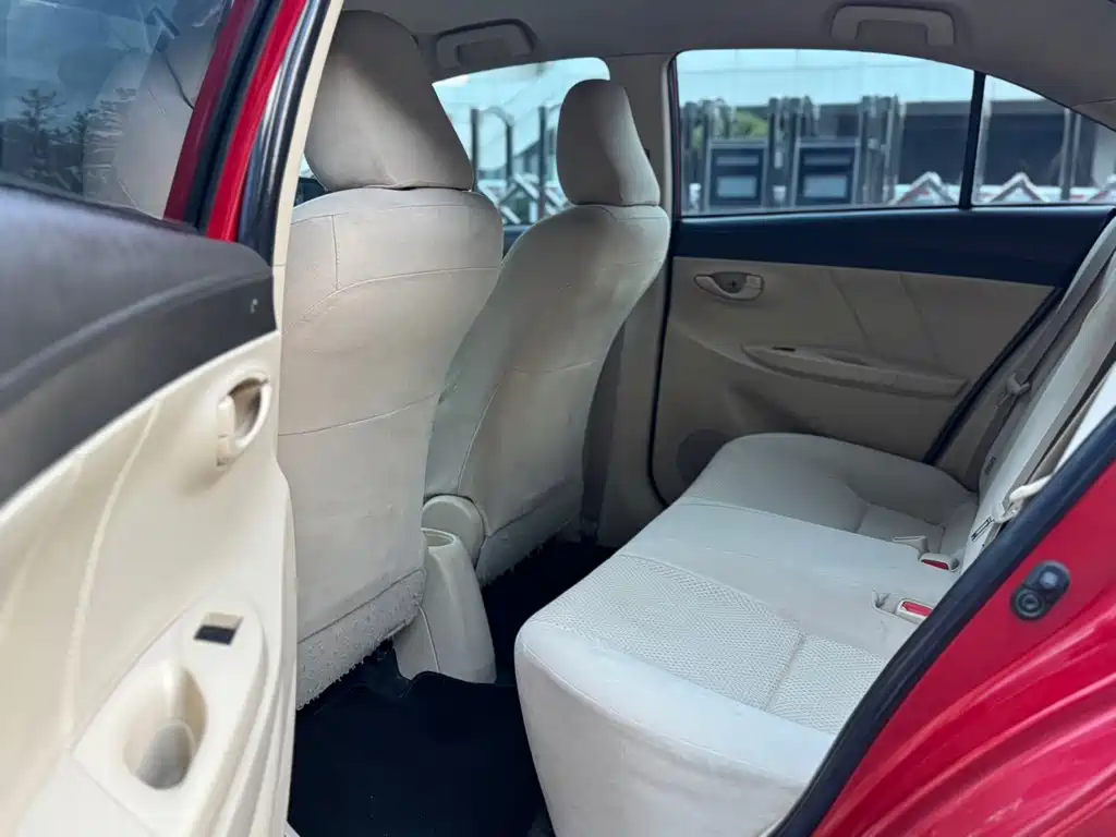 Toyota Vios — миниатюра 7