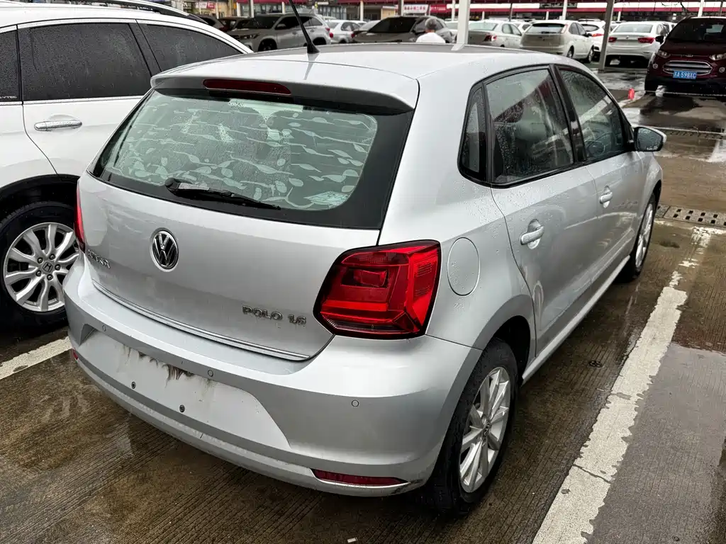 Volkswagen Polo — миниатюра 2