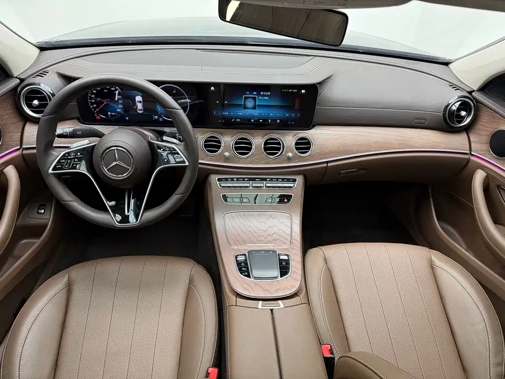 Mercedes-Benz E-Class E 2023 E 300 L Fashion