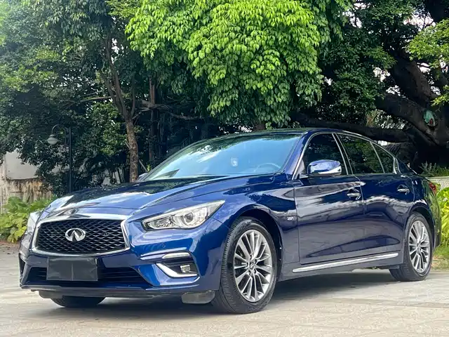 INFINITI  Q50L 2018