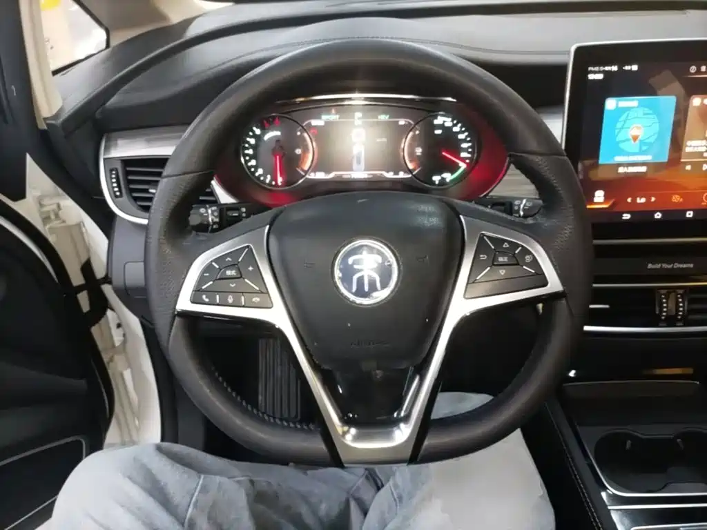 BYD MAX New Energy — миниатюра 11