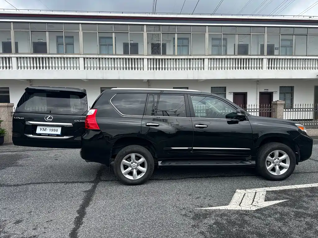 Lexus GX — миниатюра 13