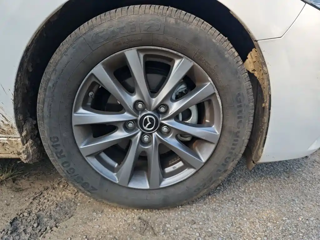 Mazda 3 Axela — миниатюра 8