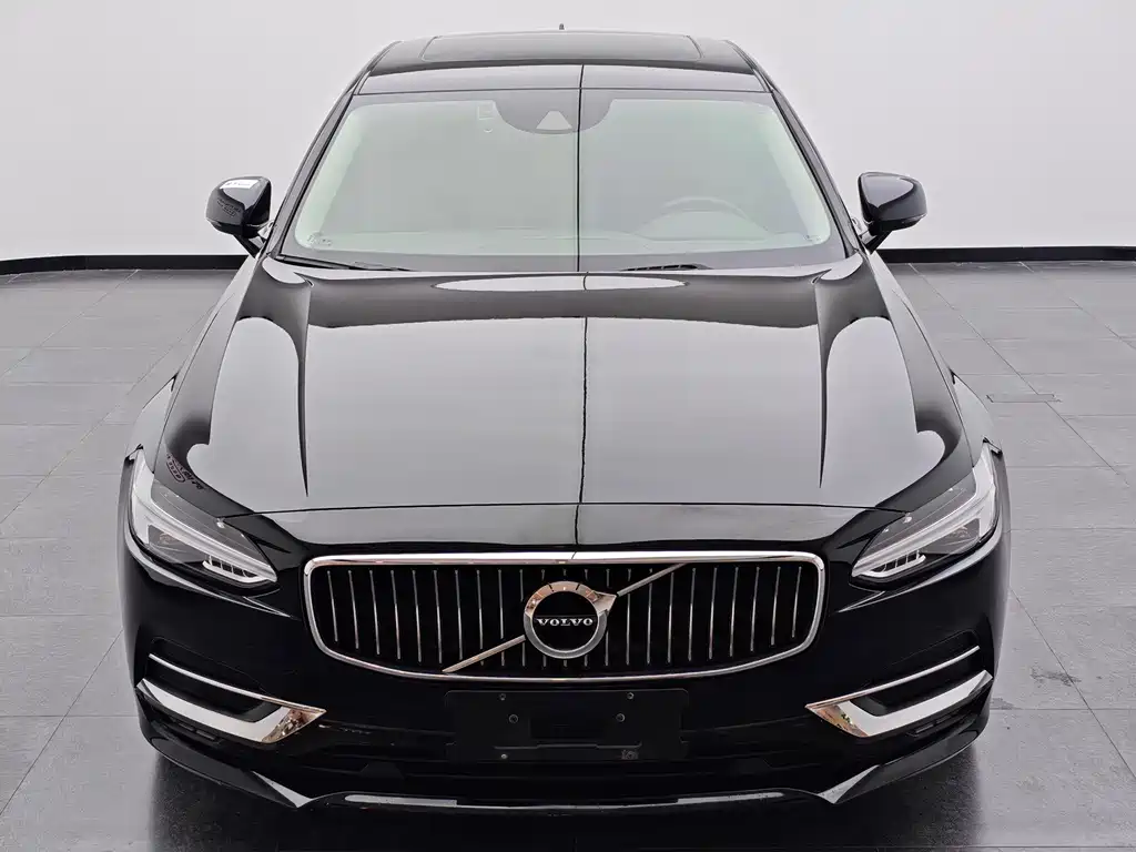 Volvo S90 — миниатюра 2