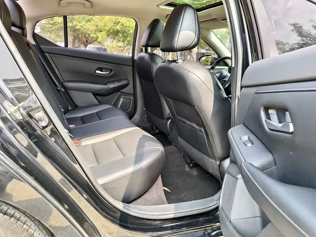 Nissan Sylphy — миниатюра 10