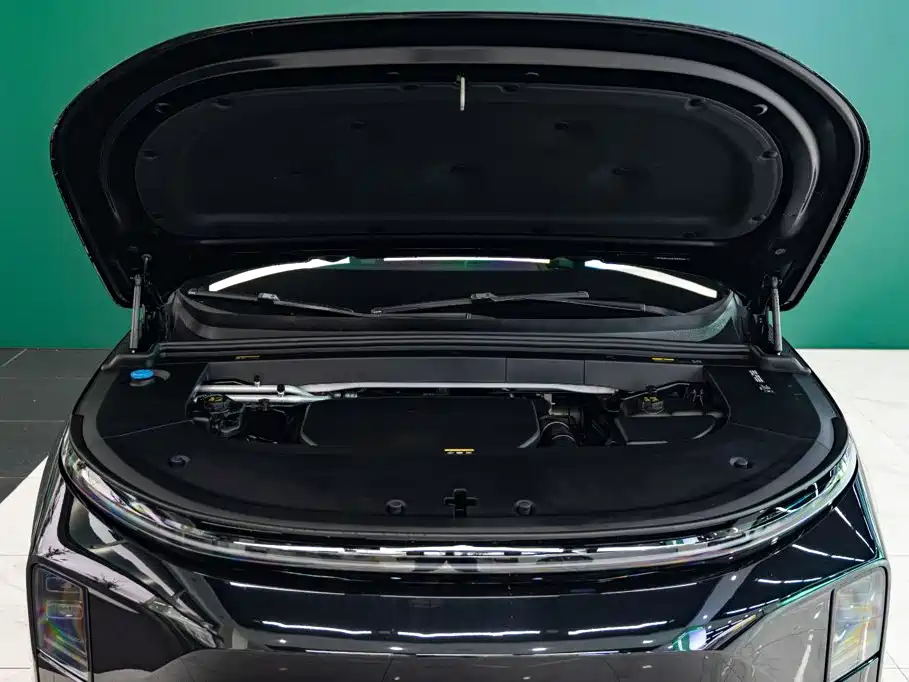 Li Auto Li L6 — миниатюра 5