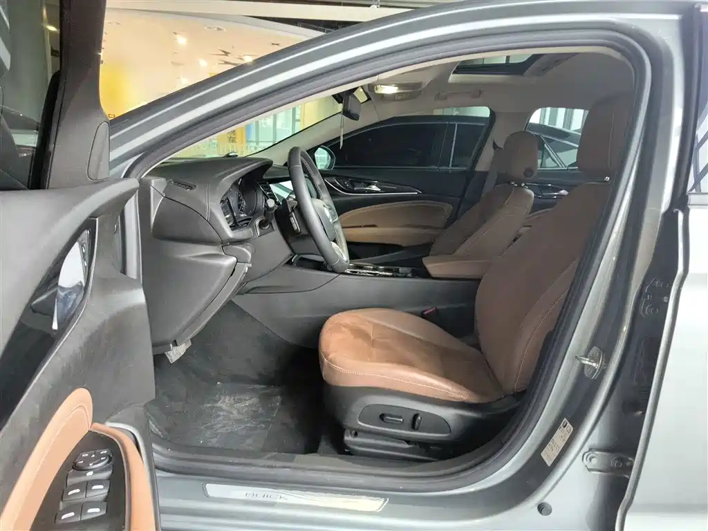 Buick Regal - фото 15