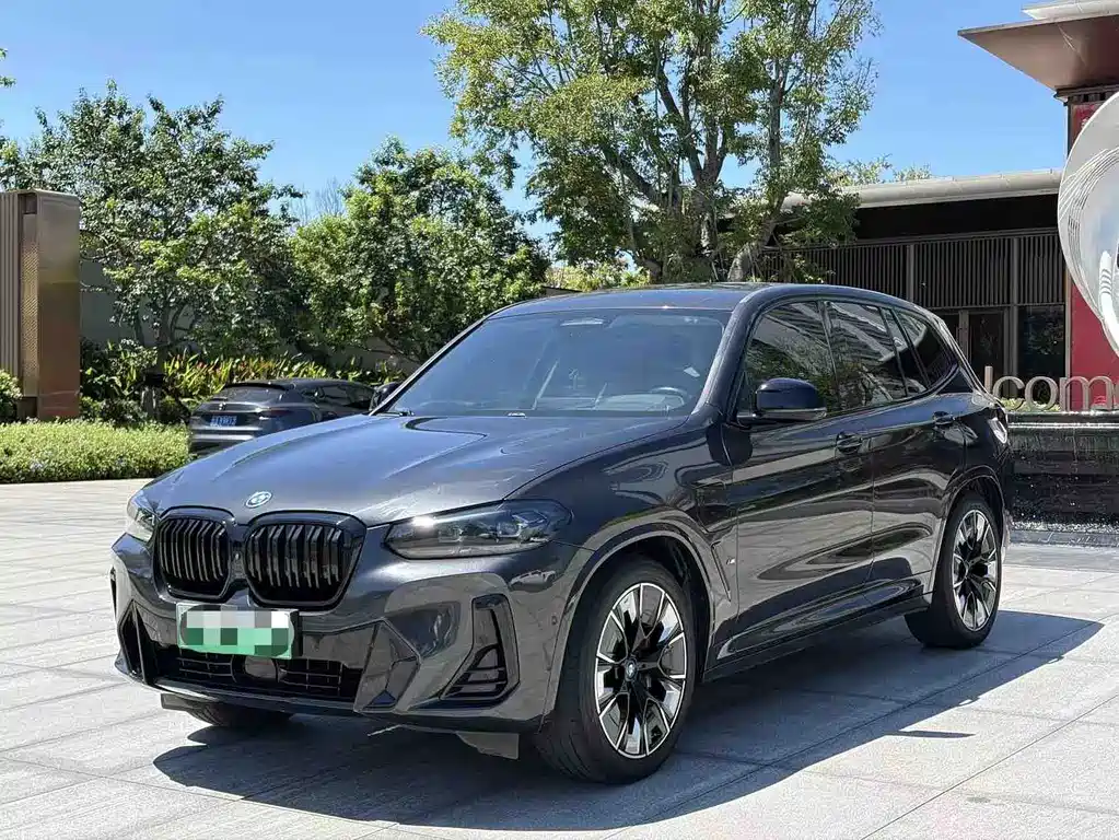 BMW iX3 — миниатюра 2