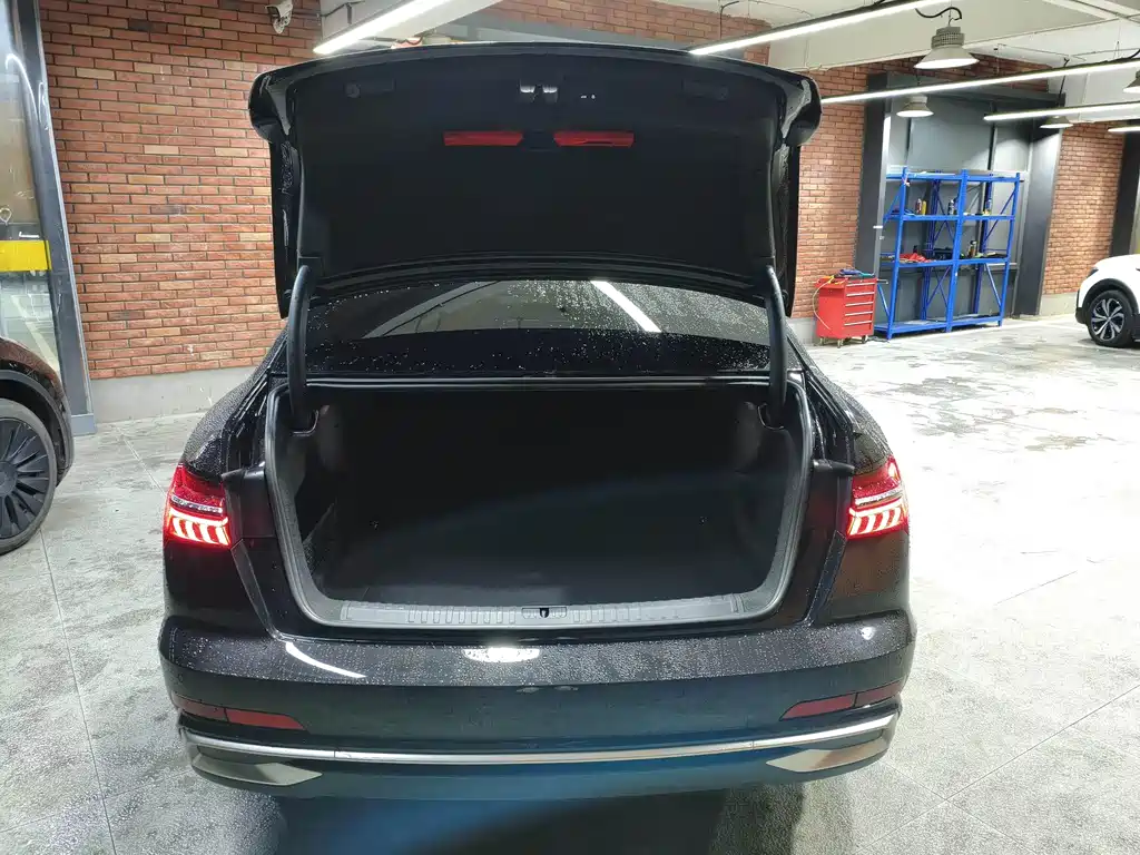 Audi A6L — миниатюра 18